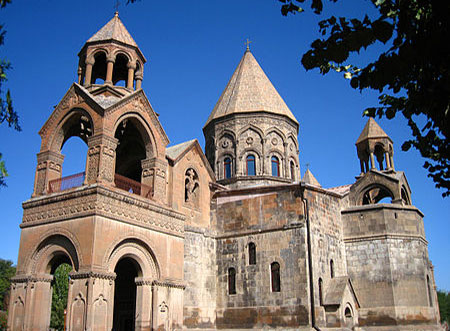 Etchmiadzin_cathedral